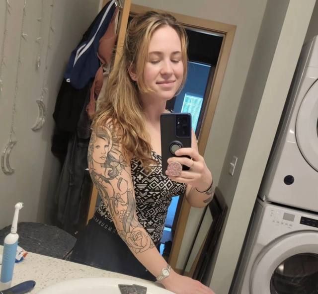 NO REQUIRED- SEXY SINGLE MOM FOR MEET AND FUCK AS LONG AS YOU KNOW HOW TO USE YOUR DIVK 🍑🍑💦💦🍆 - Image 2